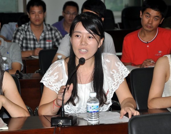 三明学院召开2012年新教师座谈会