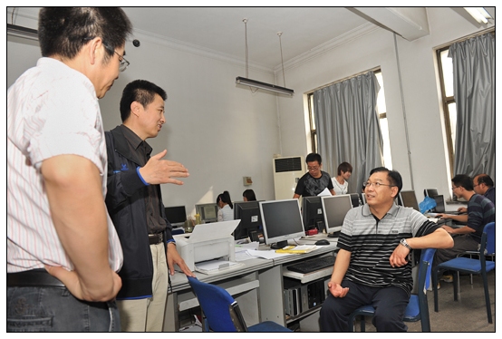 孙建中院长看望全国大学生数学建模竞赛学生