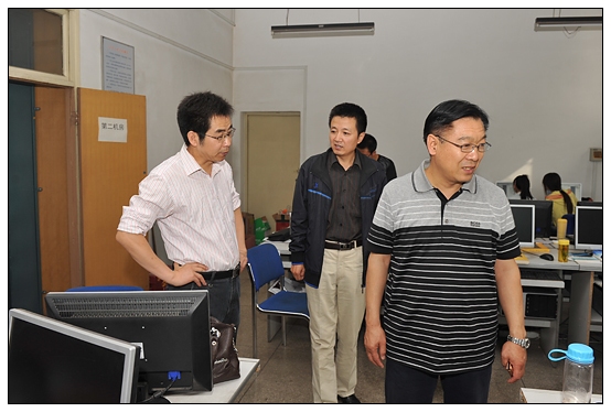 孙建中院长看望全国大学生数学建模竞赛学生