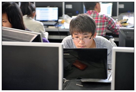 孙建中院长看望全国大学生数学建模竞赛学生