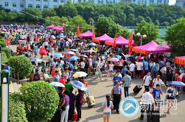 湖南科技大学迎新工作全面展开