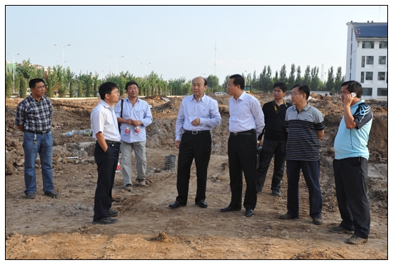 教育厅副厅长王李金来晋中学院新校区视察工作