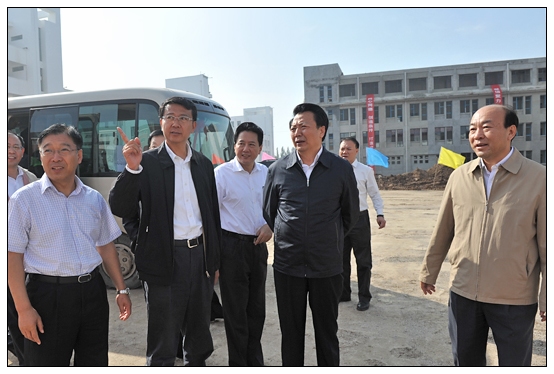 王君省长在教师节之际视察晋中学院新校区