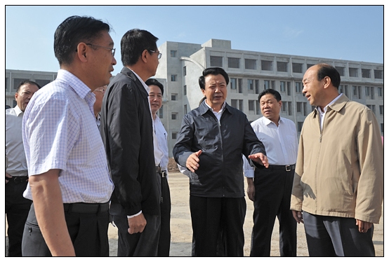 王君省长在教师节之际视察晋中学院新校区