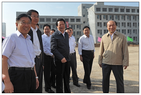 王君省长在教师节之际视察晋中学院新校区