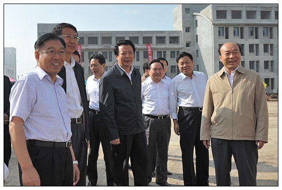 王君省长在教师节之际视察晋中学院新校区
