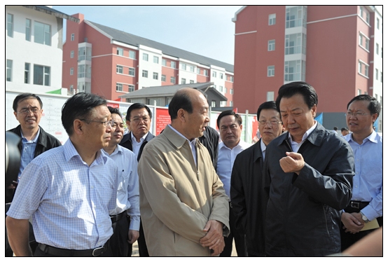 王君省长在教师节之际视察晋中学院新校区