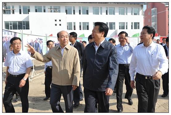 王君省长在教师节之际视察晋中学院新校区