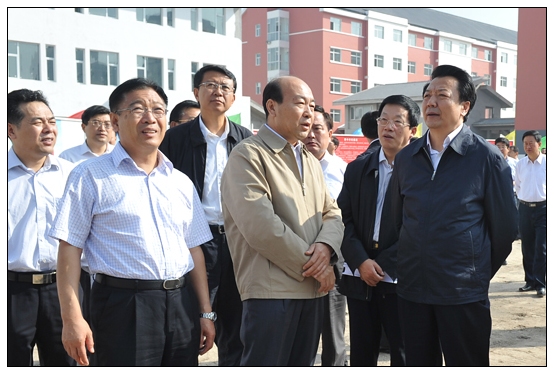 王君省长在教师节之际视察晋中学院新校区