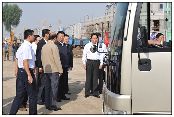 王君省长在教师节之际视察晋中学院新校区