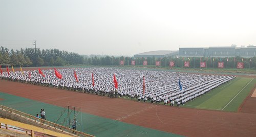 山东建筑大学隆重举行2012级新生开学典礼