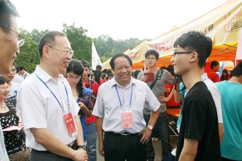 欢迎你 2012级新同学