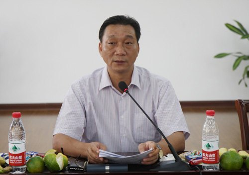 广西师范学院举行2012年新教师座谈会暨上岗宣誓仪式