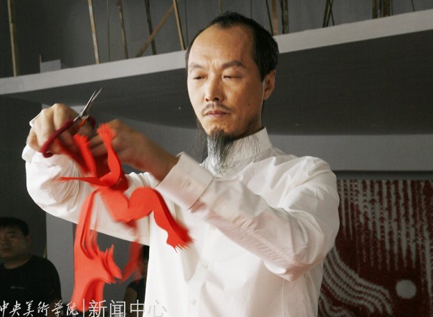 中央美术学院吕胜中教授获“北京市师德先进个人”称号