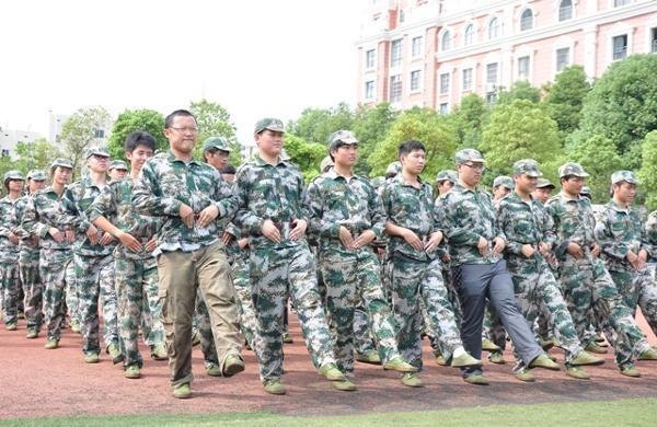 2012军训，我们开始了……【组图】
