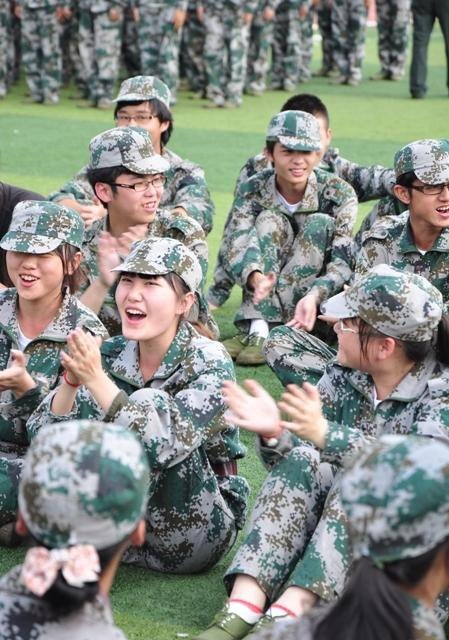 2012军训，我们开始了……【组图】