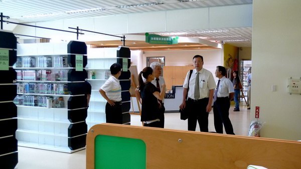 校领导参访勤益科技大学