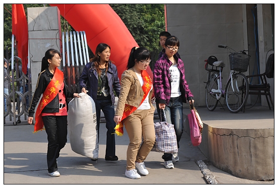 欢迎2012级新同学——亲，你来了！