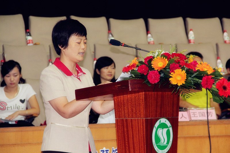 三峡大学科技学院举行2012级新生开学典礼