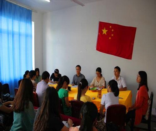 人文学院党总支召开学习楷模大会