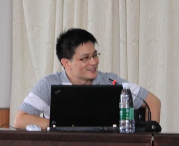 华中师范大学心理学专家洪建中、高闯来长沙师范学校讲学