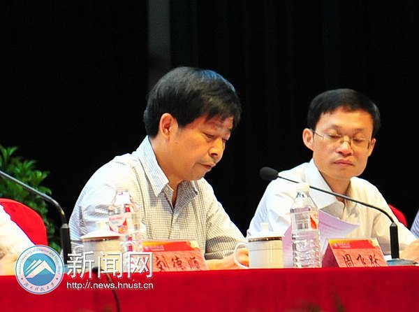 2012年教学工作会议暨教学表彰大会隆重召开