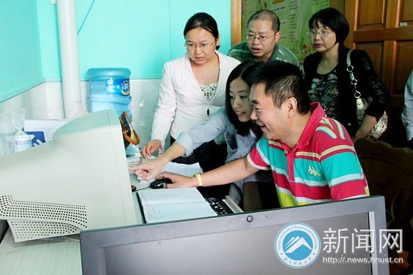 湖南省合格心理咨询室建设项目专家组莅临湖南科技大学指导工作