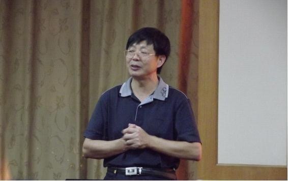 北京科技大学长江学者乔利杰教授来校讲学