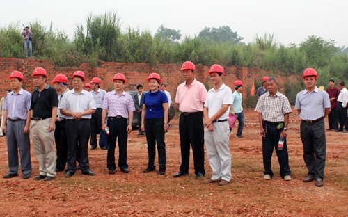 广西师范学院五合新校区平整场地工程正式开工