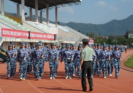 舍不得说再见