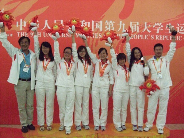 武汉工程大学大运会选手载誉而归