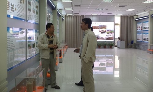 科研处和生命科学系赴西北农林科技大学调研