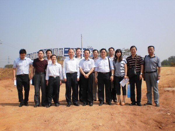 校长李杰一行实地考察湖北省大学科技园