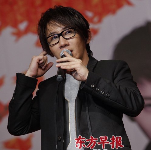 感受台湾魔术师刘谦的创意人生——第十四届中国上海国际艺术节校园行首场活动在校举行(图)