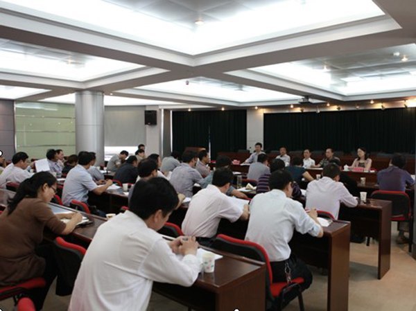 景德镇陶瓷学院召开学生缴费工作会议
