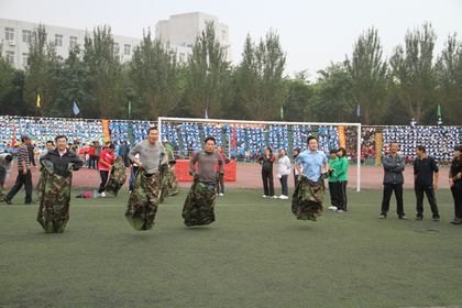 渤海大学2012年体育运动大会隆重举行