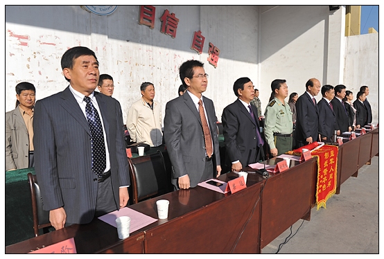 晋中学院2012级新生军训汇演暨开学典礼在北院体育场隆重举行