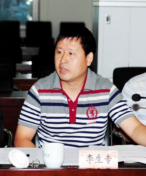 学校党委召开推进创先争优“156”长效机制座谈会