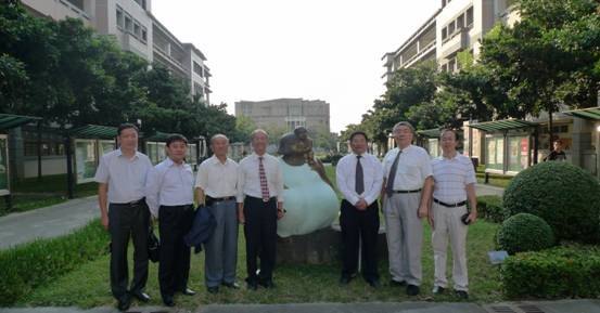 李相然书记一行访问台湾四所高校