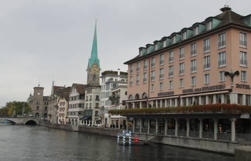 云南师范大学商学院吕娜老师参加2012年“瑞士矿业贸易有限公司——投资研讨会议”