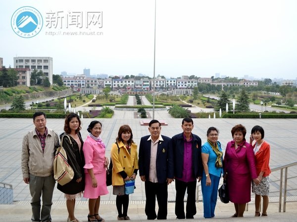 泰国中学代表团来访湖南科技大学