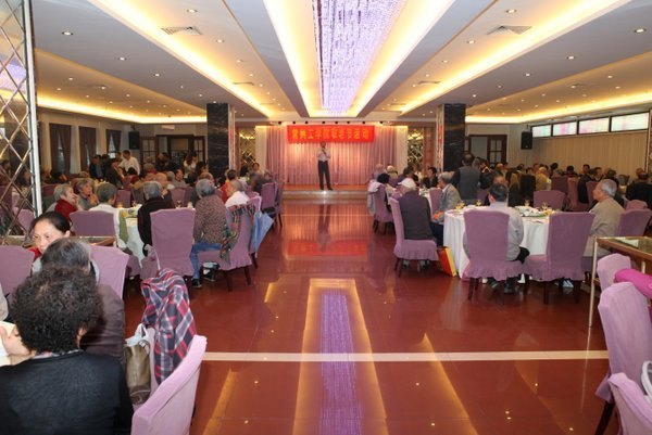 �ž������� ŨŨ������ У�쵼��ȫУ�����ݽ�ְ����ȥ������ף��