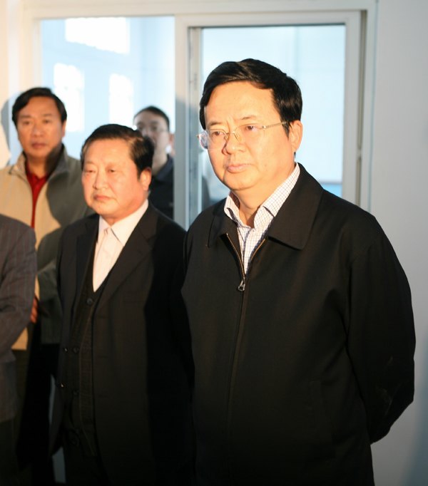 郭生练副省长一行来校调研