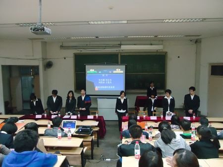 园林辩论各显风采