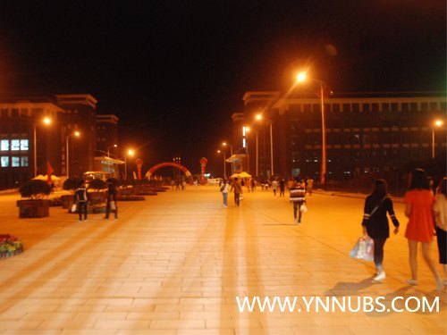 云南师范大学商学院与城市建设职业学院召开2011级学生搬迁工作协调会