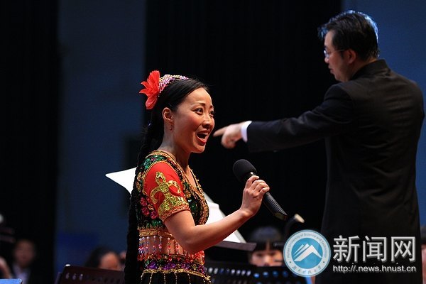 省大学生文工团来湖南科技大学奏响“最炫民乐风”