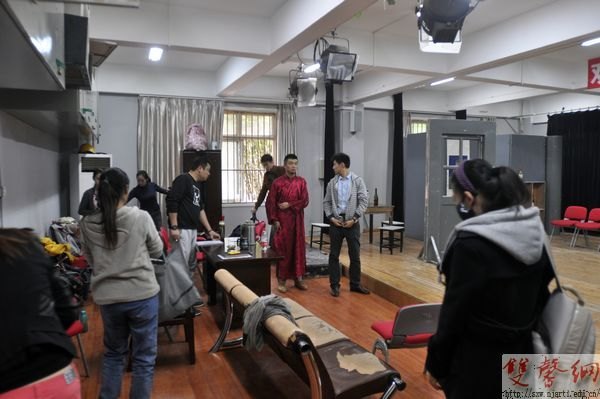 影视学院启动“2009级毕业生艺术展演季”喜迎百年校庆