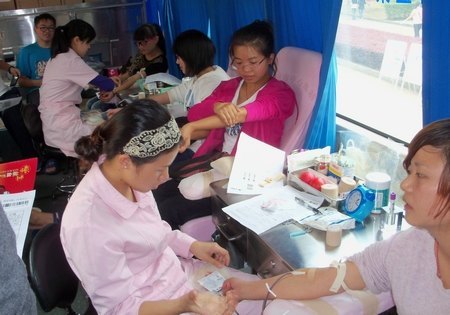 青春献给生命的礼物