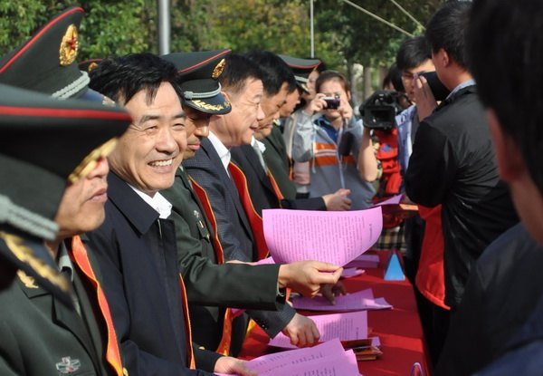 征兵宣讲团走进潍坊学院