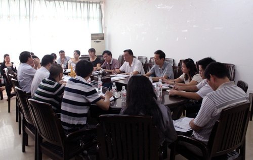 ѧУ�쵼���������ѧԺ��չȫ����߽����������˹����ߵȽ������л